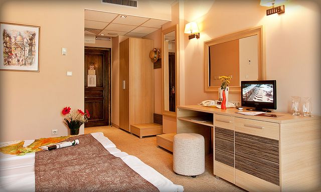 Aquatonik hotel - Transitory rooms  (2 DBL rooms with a door in between)